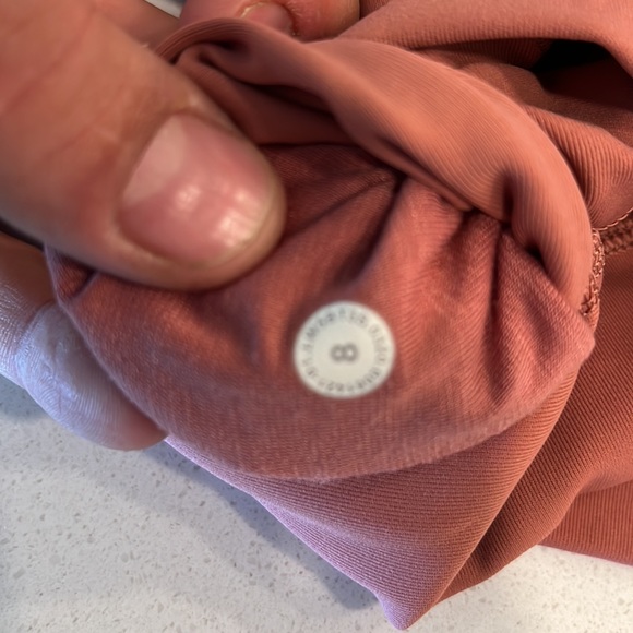 LULULEMON LEGGINGS - Picture 3 of 4